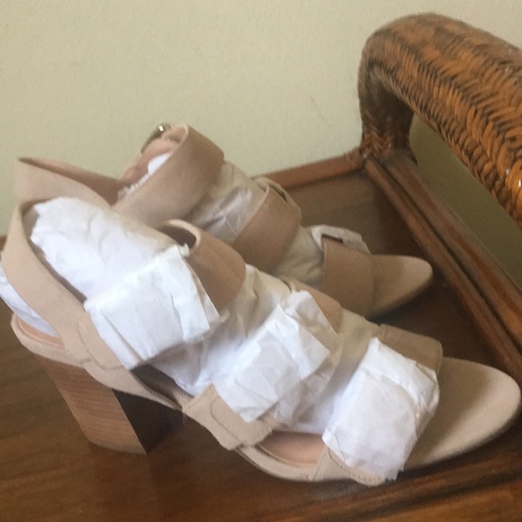 New Sandals by Sole Society - Picture 2 of 4